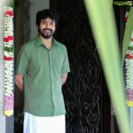 Sivakarthikeyan Instagram - அனைவருக்கும் இனிய தமிழர் திருநாள் நல்வாழ்த்துகள்🙏 #HappyPongal #HappySankranti ❤️❤️🤗🤗