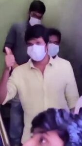 Sivakarthikeyan Instagram - #MegaBlockBusterDOCTOR

அனைவருக்கும் நெஞ்சார்ந்த நன்றிகள் 🙏😊👍

ప్రేక్షక మహాశయులు అందరికీ  నా హృదయపూర్వక ధన్యవాదాలు 🙏😊👍

Special thanks to all my brothers & sisters for your love and support 🤗👍

#Doctor #VarunDoctor