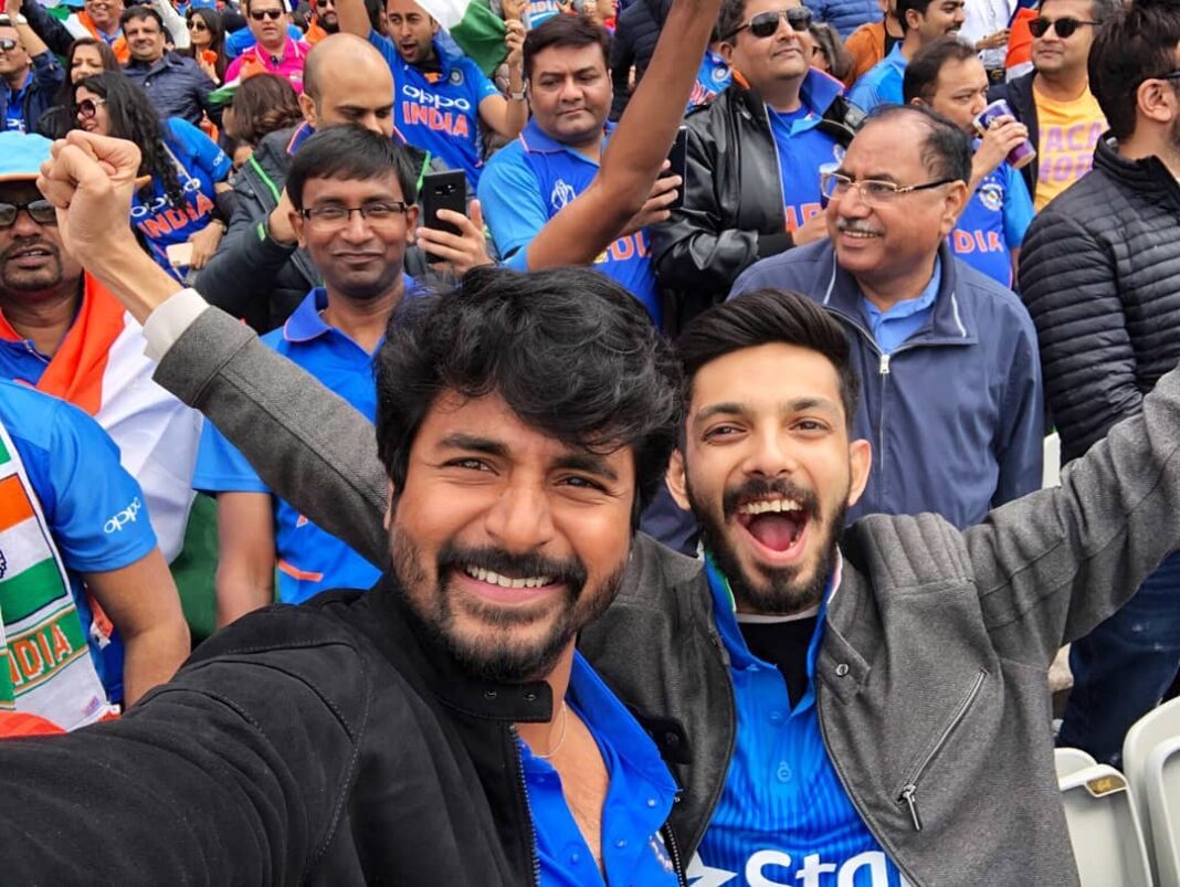 Sivakarthikeyan Instagram - It was an amazing experience to watch #CWC19 #INDVsPAK today.. Brilliant effort and great win by #TeamIndia 👍 Life time experience 😊😊#VetriNamadhae 🇮🇳 @anirudhofficial