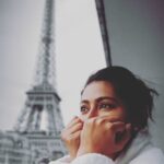 Sneha Instagram - Stop waiting for a better day to come. Live in the moment and enjoy it. And today will become the day u've been waiting for! Good morning n hav a grt day ❤❤❤ Pic courtesy: @prasanna_actor 🥰 Pullman Paris Tour Eiffel
