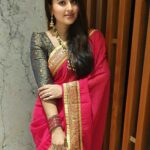 Sneha Instagram - My favorite attire #sareelove #mostcomfortable #alwaysandforever Saree n blouse @geetuhautecouture