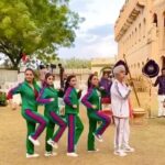 Soha Ali Khan Instagram – Marching into 2022 with #kaunbanegishikharwati @zee5 @larabhupathi @kkamra @anyasinghofficial @naseeruddin49 @emmayentertainment @gauravvkchawla