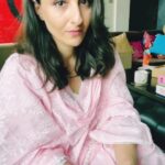 Soha Ali Khan Instagram – From working tirelessly every single day, suffocating in those PPEs for as long as 12 hours, to staying away from their families out of fear of infecting them, the NURSES are fighting the pandemic battle on our behalf as we stay safe at home. They are not just our WARRIORS, but are also truly ANGELS. Join hands with me in recognising, appreciating and thanking them through this COVID Warrior Upskilling Initiative from Impact Guru Foundation in partnership with Apollo Hospitals Group.  With this program, our nurses can learn and earn more, be more empowered in their careers and also inspire others to join the nursing profession. Please find the fundraiser link here: impactguru.com/s/support-a-nurse This is our opportunity to give back to the healthcare community and #NurseTheirFuture. No amount is small, every gesture counts! Please support in whatever way you can. @impactguru