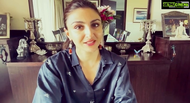 Soha Ali Khan Instagram - Hi guys! While we are all staying home and staying safe we can use the time to focus on the things we care about. Giving your child a headstart in their learning and development journey is crucial. And it has become especially challenging now that we are home. I realised the importance of paying attention to my daughter and her attention skills in the last year in particular. And the TALi app has been really helpful in doing just that. Not only do I know and understand her attention skills better, but with their detailed reports and areas of focus, I know exactly what to do to understand and help her through school, play and life. Download the TALi App now to begin your journey of understanding your child’s attention needs today. #talihealth