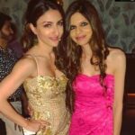Soha Ali Khan Instagram – Happy birthday Apa – love you loads and hope to celebrate this and many other unrecognised occasions soon!! @sabapataudi ❤️ 🎂