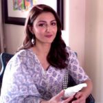 Soha Ali Khan Instagram - Coming back home from outside is such a relief as I feel safer in the comfort of my home where no bacteria or germs can affect me. And to assure this, I use @clensta_intl Homecare Products. Clensta offers India’s First Innovative Homecare Solutions with Smart Concentrates. All their products are based on their patented EBDC technology- which is enhanced bioactivity of ingredients that provide effective cleaning and sanitization along with a pleasant fragrance. These are affordable and sustainable products that come with smart concentrates so that you not only save money but the environment too. Honestly, this is the best and safest Homecare Brand I have ever seen and I'm super excited to be associated with them. And to celebrate my association with them, here is my coupon code SOHA30 for a flat 30% discount across their products on Clensta.com #Ad #ClenstaProducts #InnovativeProducts #EffectiveCleaningWithSanitization #ChoiceOfSmarterUsers #TwoSmartConcentratesRefill #SavesMoney #SustainableProducts