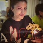 Soha Ali Khan Instagram - A single candle to defy the dark #happybirthdaytome #aboutlastnight 📸 @shikhatalsania