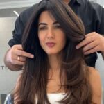 Sonal Chauhan Instagram - Always a magician 💇‍♀️🎨 Thank you for a fab makeover @vipulchudasamaofficial @vipulchudasamasalon . . . . . . . . . . . . . . . . . . . . . . . . . . . . . . . #love #sonalchauhan #gold #haircolor #haircut #hair #haircare #makeover #vipulchudasama #beauty #selflove #reels #reelsinstagram #reelitfeelit #friday #weekend