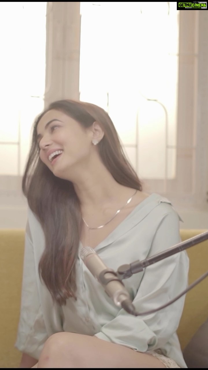 Sonal Chauhan Instagram - Naya pyaar hai ... Naya intezaar .... 💖💖💖 With @arjunkanungo To watch the full video , click on the LINK IN MY BIO . . . . . . . . . . . . . . 📸 @dieppj #love #sonalchauhan #beauty #magic #music #cover #pehlanasha #indian #dream #positivevibes #sonalchauhanfans #sonalchauhansinging #romance #longing #heart #bollywoodmusic #weekendvibes #instareels #reels #reelsinstagram #reelsindia #reelitfeelit