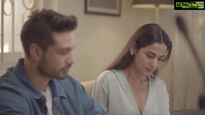 Sonal Chauhan Instagram - So @arjunkanungo made me sing (Thanks Arjun for being so patient with me) and we did this fun cover of some of our favourite songs. Here’s Hawaein 💗 But The full video is on Arjun’s YouTube Channel. LINK IN MY BIO. Do tell me what you think 🤍💗🤍 Do LIKE, SHARE and SUBSCRIBE !!! Special thanks to @dieppj for shooting this video 💓 . . . . . . . . . . . . #love #sonalchauhanfans #sonalchauhan #sonalchauhansinging #music #cover #magic #passion #pehlanasha #hawaein #raabta #gazabkahaidin #romance #loveisintheair