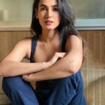 Sonal Chauhan Instagram - 👑 . . . . . . . . . . . . . 📸 @stutisengarchauhaan #ॐ #love #sonalchauhan #denim #blue #morning #coffee #awake #positivevibes #positivity #magic #faith #friday #still #photography #photooftheday #jeans #classic #miracle #eyes #sunlight #sun #sunfilter