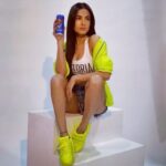 Sonal Chauhan Instagram – 🦸‍♀️♥️
.
.
.
.
.
.
.
.
.
.
.
.
.
.
.
#neon #love #sonalchauhan #beauty #sneakers #supergirl #comingup #thursday #shooting #workmode