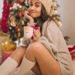 Sonal Chauhan Instagram - Merry Xmas 🎄🎄🎄 Ho ho ho …. 🧑‍🎄 . . . . . . . . . . . . . . . . . 📸 @jvfilms_ @mdaftabk #love #sonalchauhan #xmas #merrychristmas #happyholidays #december #festival #santa