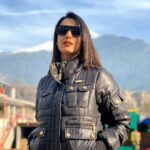 Sonal Chauhan Instagram – ❄️❄️❄️
.
.
.
.
.
.
.
#snow #mountains #beauty #nature #love #magic #blessings #miracles #mountainbaby #hills