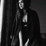 Sonal Chauhan Instagram - 🌪🌪🌪 . . . . . . 📸- @vijitgupta Hair and make up- @harryrajput64 Styled by @d_devraj #blackandwhite #photography #smoke #loveinhereyes #vintage #chanel #coco #cocochanel