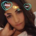 Sonal Chauhan Instagram – Love is all around me ♥️💫😍 Good morning !!! .
.
.
.
.
. 
#monday #mornings #love #magic #hearts #positivevibes