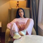 Sonal Chauhan Instagram - Care Bear Sonal🐻🧸🐻 . . . . . . . . . . . . . . . 📸 @himanichauhan #love #sonalchauhan #carebear # Monday #sunset #bear #magic #pink #baby #sneakers #yeezy