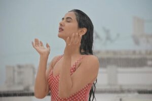 Sonal Chauhan Instagram - Let the rain kiss you!!! 🌧 💫 🌈 . . . . . . 📸- @himanichauhan #rain #monsoon #kiss #love #fairweather #nature #beauty