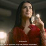 Sonal Chauhan Instagram - #Collaboration Meri Dilli jaisa swagger dhoondne se bhi kahi nahi milega, just like the taste of #MeriDilliKiNayiWhisky! Have you tried the all new richer & smoother #RoyalChallenge whisky yet? @royalchallengewhisky @socialgoatindia #love #sonalchauhan #friday #weekend