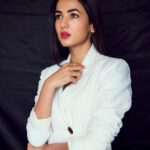 Sonal Chauhan Instagram - 🦄🦄🦄 . . . . . . #magic #positivevibes