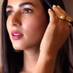Sonal Chauhan Instagram - 🌸🌸🌸 For #Skyfire promotions!!! . . . . . Jewellry by @mirakinofficial HnM by @vijaysharmahairandmakeup Styled by @d_devraj #positivevibes #jewelry #skyfire #promotions #love #happygirlsaretheprettiest