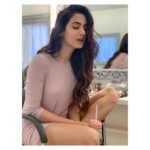 Sonal Chauhan Instagram - I woke up like this 🌸😜 NOT 🤣 . . . . . . . #positivevibes #morningvibes #love #happiness