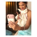 Sonal Chauhan Instagram – Caught taking the 2 Million selfie. Thank you my instafam. You guys make me smile everyday single day. I read alllll your comments and you all make me soooo happy 💫💫💫 Love you all sooo much. 🥰🥰🥰 #wearetwo