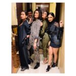 Sonal Chauhan Instagram – Thank you for a fab fab night @karishmaktanna . Had a blast 🎂🥳♥️