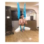 Sonal Chauhan Instagram – Good morning 🌸 Inhale the good , Exhale the bad @anshukayoga 🙏🏻🧘‍♀️✨🌸💫🌈 #arielyoga #yogagirl #goodmorning #yogaposes #fitness #fitgirls