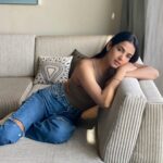 Sonal Chauhan Instagram - I like it , if you like it …. 💙💙💙 . . . . . . . . . . . . . . . . . . . . . . 📸 @himanichauhan #ॐ #wednesday #love #sonalchauhan #denim #blue #protected #blessed
