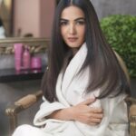 Sonal Chauhan Instagram – I often get questions about how my hair looks so healthy and well maintained despite the length. All thanks to my hairstylist, who recommended the @lorealpro Serie Expert ProLonger Range to me!
This range comes with a 
•Shampoo
•Masque
•Ends Filler Concentrate 
•Lengths Renewing Blowdry Cream. 
I’ve been religiously using these products for some time now and they’ve worked wonders.
My hair not only looks healthier but also feels thicker and I do not have to worry about chopping my ends, thanks to the Ends Filler Concentrate! 
You guys must definitely give the ProLonger range a shot because why cut your hair short when you can #KeepTheLengthYouLove! 

Order them today, with the help of this digital salon by L’Oréal Professionnel – https://www.prosalonlocator.com/LPro/
 
#ad #L’OréalProfIndia #ProLonger #sonalchauhan @lorealpro_education_india 
#hair #haircare #hairlove #hairtrends