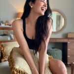 Sonal Chauhan Instagram - Happy-mess 🌸😂🌸 . . . . . . . . . . . . . . . . . . . . . . . . . . . . 📸 @himanichauhan #ॐ #love #sonalchauhan #laugh #tuesday #morning #live #magic #faith #happiness #positivevibes #forever #miracle