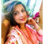 Sonali Bendre Instagram – Post lunch glow!