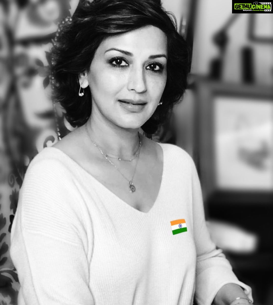 Sonali Bendre Instagram - #HappyIndependenceDay 🇮🇳