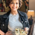 Sonali Bendre Instagram – As they say, you are what you eat! And my mantra has always been to not measure my food… but instead watch what I eat. 
So @twinklerkhanna & @tweakindia, 
here’s what’s in my dabba…it’s my twist to the traditional Maharashtrian Sabudana Khichdi – with sweet potato & without Sabudana 😃
#WhatsInYourDabba

Swipe left to see the recipe! It’s my fave and is super healthy!

Now that you know what’s in my dabba, let’s keep this going. I nominate @suzkr, @maheepkapoor & @neelamkotharisoni to give us a peek inside their dabbas 😄 
#TheMoreTheMerrier

Don’t forget to share a photo and tag #WhatsInYourDabba & @tweakindia