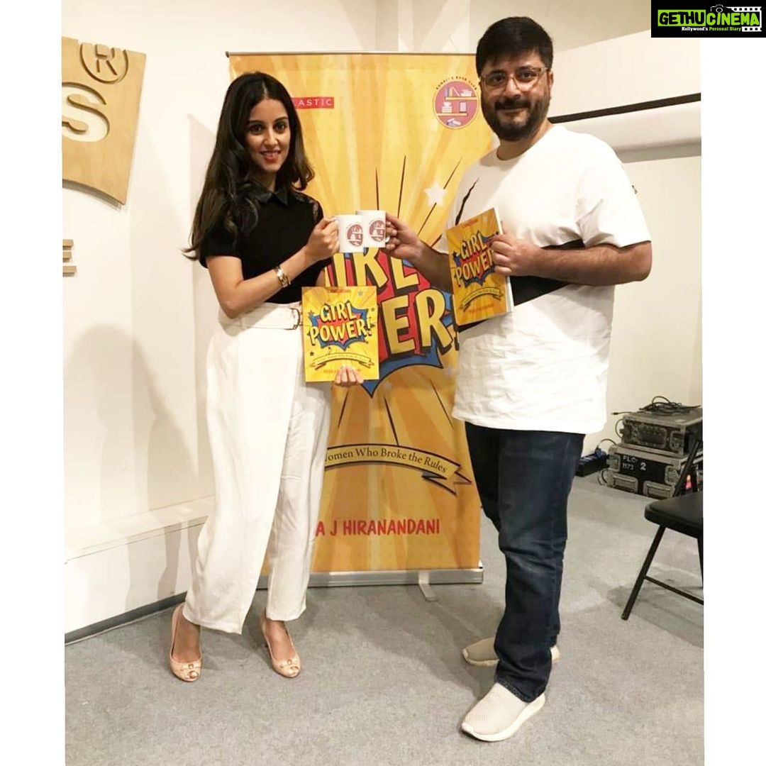 Sonali Bendre Instagram - My knight in shining armour! Panicked and stressed that I couldn’t make it to the Book Launch of #GirlPower yesterday by @neha_j_hiranandani due to a sudden bout of food poisoning, I was quite a mess. That was until my amazing, gallant husband offered to step in and take my place. He understands my love for books and reading and has always supported everything I’ve done with the @sonalisbookclub. He proved it was not just lip service with his selfless offer, jumping into the car and arriving at the venue and getting straight into the #SBCInConversationWith Neha and officially releasing the book. I officially have the best husband in the world!! Thank you so so much @goldiebehl! 😍♥️ Congratulations @neha_j_hiranandani on the launch of #GirlPower. It’s something I think all kids should read. I'm sure there are many more stories to be told, and I hope you come out with part 2 soon! #SBCLilOnes #ScholasticGirlPower @nehahiranandaniauthor