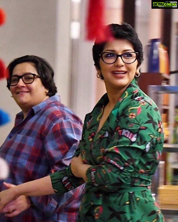 Sonali Bendre Instagram - Mrin! You have had my back ...been with me through thick and thin.... LOVE YOU.... Happiest birthday, have an incredible one!❤ P.s- wish Divya too, have a blast you girls🎂🥂🌈🌞