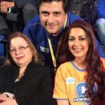 Sonali Bendre Instagram – YOU DID IT! Congratulations to Team @haryanahammers on winning the #ProWrestlingLeague championship🏆! I’m so SO proud, @goldiebehl!
‪Couldn’t be with you guys this year, but sending all the love from last year… and then some more! Big hug!‬
