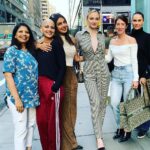 Sonali Bendre Instagram - Was a little low and lonely as @goldiebehl had left for Mumbai... thank you @priyankachopra for lifting my spirits! ♥️ #AGirlsDayOutIsLikeChickenSoupForTheSoul @sophiet @danasupnick @mimi #Repost @priyankachopra Girls will be girls.. @iamsonalibendre @sophiet @danasupnick @mimi ❤🎉💋🌻