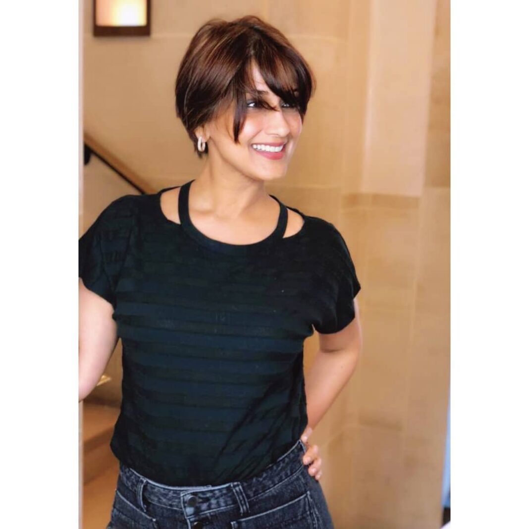 Sonali Bendre Instagram - In the words of my favourite author Isabel Allende, “We don't even know how strong we are until we are forced to bring that hidden strength forward. In times of tragedy, of war, of necessity, people do amazing things. The human capacity for survival and renewal is awesome.”
The outpouring of love I’ve received in the last few days has been so overwhelming… and I’m especially grateful to those of you who shared stories of your experiences in dealing with cancer, whether it was your own or of loved ones. Your stories have given me an extra dosage of strength and courage, and more importantly, the knowledge that I’m not alone.
Each day comes with its own challenges and victories and so for now, I’m taking this #OneDayAtATime. The only thing I’m trying to be consistent about is maintaining a positive outlook... literally #SwitchOnTheSunshine - it’s my way of dealing with this. Sharing my journey is also part of this process... I can only hope it reminds you that all is not lost and that someone, somewhere understands what you’re going through. 🤞🌞
Thank you @tomoarakawa for making this a chic transition from long to short! Sonali Bendre Instagram - In the words of my favourite author Isabel Allende, “We don't even know how strong we are until we are forced to bring that hidden strength forward. In times of tragedy, of war, of necessity, people do amazing things. The human capacity for survival and renewal is awesome.” The outpouring of love I’ve received in the last few days has been so overwhelming… and I’m especially grateful to those of you who shared stories of your experiences in dealing with cancer, whether it was your own or of loved ones. Your stories have given me an extra dosage of strength and courage, and more importantly, the knowledge that I’m not alone. Each day comes with its own challenges and victories and so for now, I’m taking this #OneDayAtATime. The only thing I’m trying to be consistent about is maintaining a positive outlook... literally #SwitchOnTheSunshine - it’s my way of dealing with this. Sharing my journey is also part of this process... I can only hope it reminds you that all is not lost and that someone, somewhere understands what you’re going through. 🤞🌞 Thank you @tomoarakawa for making this a chic transition from long to short!