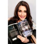 Sonali Bendre Instagram - #SBC is getting into the new month with a gripping thriller by @robertdugoni's 'In The Clearing'. Have heard so much about it and I'm thrilled to start reading this one Looking forward to hearing your thoughts on it in the #SBCBookDiscussion