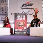 Sonali Bendre Instagram - Great chatting with @ashwin.sanghi at the @timeslitfest... Really looking forward to reading #KeepersOfTheKalachakra and sharing it with the members of #SBC!