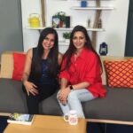 Sonali Bendre Instagram - Had a wonderful #SBCInConversationWith @preeti.shenoy, a fellow author and multitasking mother. Really enjoyed all your questions and it looks like it's building up to a Masterclass, which I'm sure will be as insightful as our conversation today. #SBC #SonalisBookClub