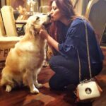 Sonali Bendre Instagram - Saying bye to #LittleMissIcy as I head for a fun night out!