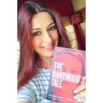 Sonali Bendre Instagram – Just got my hands on our next book in #SonalisBookClub – #TheHandmaidsTale by @therealmargaretatwood! Have heard so much about it, can’t wait to read it myself! #SBC 
PS. The insta poll was a resounding yes for the book!