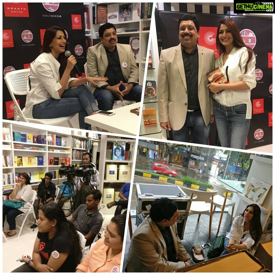Sonali Bendre Instagram - I’m proud to say that #SonalisBookClub Masterclass with @itsanandneel was a smashing success. It was such an interactive session between Anand, the audience present at #GranthBookstore and our live audience on Facebook and Instagram. I just wish we had more time. There’s a lot of learnings that I got from this first ever masterclass and I hope to improve on it over the course of the next few classes. In order to make these masterclass sessions more productive, we will be giving out not just tips but also writing assignments, so that as we progress we can work on your ideas that will hopefully lead you on a path to becoming a better writer. Can’t wait for our next session. Until then keep reading… on Sonali’s Book Club. Granth Book Store