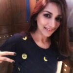 Sonali Bendre Instagram - When life gives you lemons, make a tee out of it!!! #lovetees #denimtees #midweekmusings