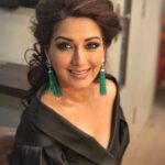 Sonali Bendre Instagram – Showtime @abujanisandeepkhosla @caringwithstyle