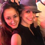 Sonali Bendre Instagram – ‘The Empire State of mind’ under ‘sky full of stars’…#favsongs #concert #globalcitizenindia #coldplay #jayZ @gayatrioberoi