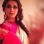 Sonali Bendre Instagram - In Kochi today...There is nothing better than a beautiful saree & traditional jewellery to complete my look. Now ready for the festive season